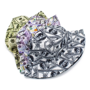 Bob hip-hop rétro avec imprimés vintage de dollars US en trois variations de couleurs