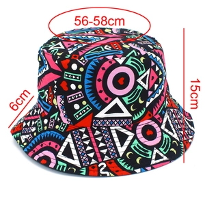 Spécifications de taille pour le chapeau bob réversible à motifs géométriques colorés