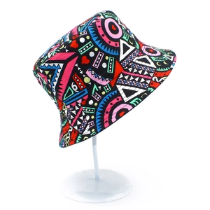 Chapeau bob coloré imprimé glace et donut pour femme avec motifs géométriques vibrants