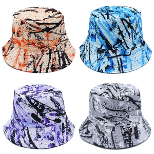 Bobs de style graffiti en quatre variantes de couleurs pour mode urbaine et protection