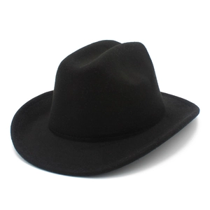 Chapeau de cowboy classique en feutre noir pour adultes et enfants au design élégant