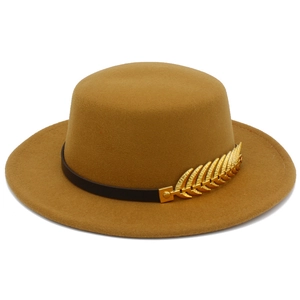 Vintage Flat Top Felt Fedora Hat For Women Men Wide Brim Boater Hat With Gold Metal Leaf Leather Band Elegant Jazz Hat