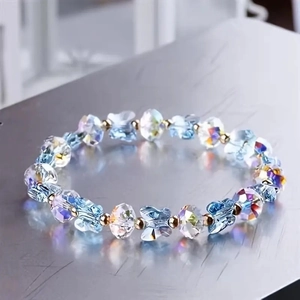 Bracelet en Perles de Verre Papillon Coloré pour Femme Douces Perles de Cristal Facettées Bijoux Élastiques Faits à la Main