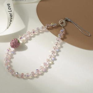 Bijou de téléphone en perles de cristal avec pendentif fraise rose sur ruban blanc