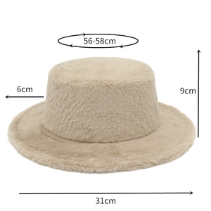 Chapeau plat en fausse fourrure beige avec dimensions précises de 56-58cm