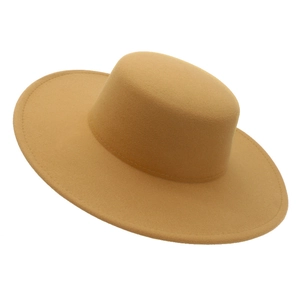 Classic camel flat top boater hat with wide 10cm brim in high-quality wool felt material