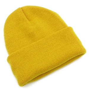 Berretto classico in maglia a coste giallo senape per calore invernale e stile outdoor