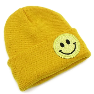 Bonnet en tricot jaune vif pour femmes et hommes avec un écusson smiley à paillettes