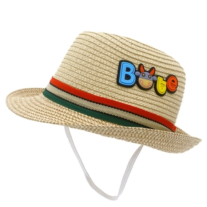 Cappello da sole in paglia beige per bambini con toppa Bote e nastro a righe