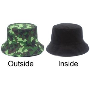 Wendbarer Anglerhut mit Dschungel-Camouflage-Print und einfarbiger schwarzer Innenseite