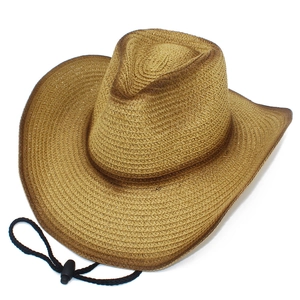 Dettaglio dell'intreccio del cappello da cowboy in paglia con sottogola regolabile