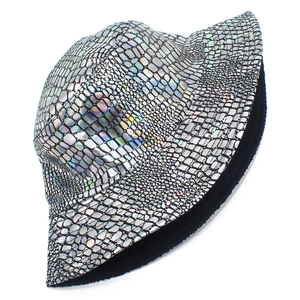 Chic silver holographic bucket hat with crocodile pattern and colorful iridescent finish