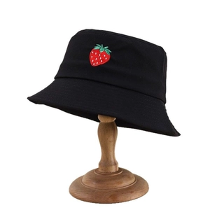 Strawberry Embroidered Cotton Bucket Hat Women Cute Fruit Sun Protection Fisherman Hat Summer Outdoor Travel Beach Shading Cap