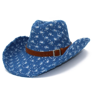 Chapeau de cow-boy en denim bleu avec paillettes argentées et lanière en cuir