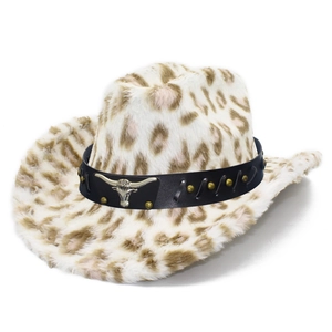 Cappello da cowboy leopardato con logo a testa di toro e fascia con borchie