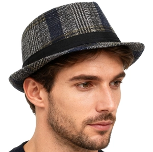 Klassischer graublauer karierter Fedora für Herren mit schwarzem Satinband und Wollstruktur