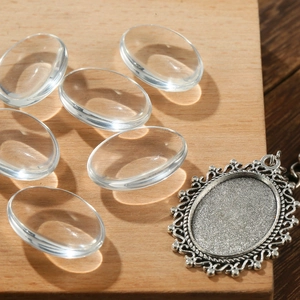 Vintage oval alloy frame pendant with clear resin covers for DIY jewelry making