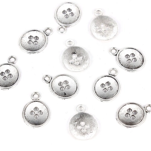 Antiksilberne Zinklegierungsknöpfe mit vier Löchern für DIY-Schmuck und Armbänder