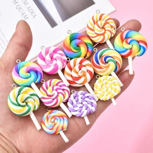 Bunte Lutscher-Anhänger mit Metallschleifen für DIY-Schmuck und Schlüsselanhänger