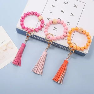 Bohemian Floral Wood Bead Bracelet Keychain For Women Silicone Bead Wristlet With PU Leather Tassel Pendant Key Ring Accessories