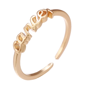 Goldener Cancer Sternzeichen Ring mit minimalistischer Gravur und offenem Design