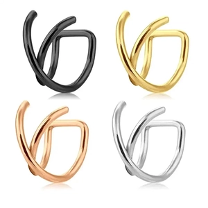 Detailansicht der doppellagigen Criss-Cross-Ohrklemmen in Schwarz Gold Roségold Silber