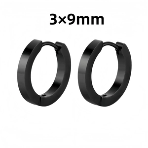 Dettaglio degli orecchini a cerchio neri 3x9mm in acciaio inossidabile lucido