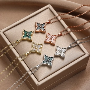 Elegante vierblättrige Kleeblatt-Halsketten in Gold, Silber und Roségold-Finish