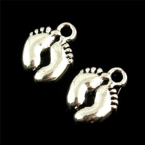 Creative antique silver mini baby feet pendants for personalized DIY jewelry making