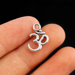 Antiek zilveren Om yoga hanger accessoire voor handgemaakte DIY sieraden kettingen
