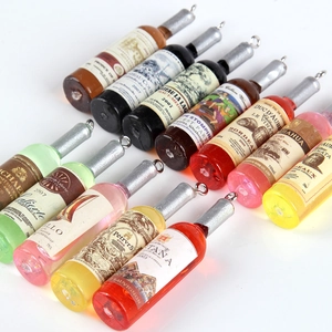 Colgantes de mini botellas de vino coloridas en resina para la creación de joyas DIY