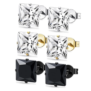 Lot de trois paires de boucles d'oreilles carrées en zircone en argent, or et noir