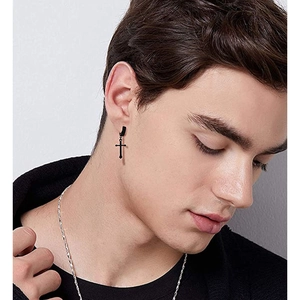 Boucles d'oreilles pendantes croix noir mat pour hommes avec pendentif classique
