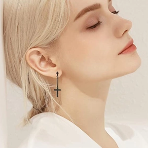 Gothic schwarze matte Doppelkreuz Ohrringe mit langer Kette für Damen und Herren