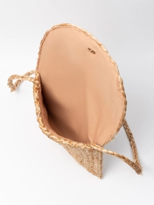 Sac bandoulière en jute fait main avec texture naturelle et fermeture magnétique