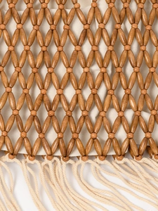 Sac à main fait main en perles de bois avec pompons pour les vacances à la plage