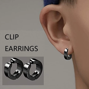 Détails de boucles d'oreilles clips noires magnétiques minimalistes portées sur modèle