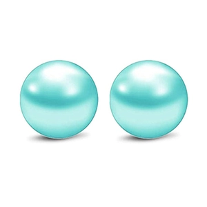 Dettaglio macro di sfere di perle turchesi 14G/16G per accessori per piercing al corpo