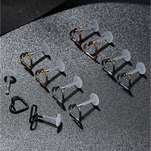 Set di 10 piercing labbro a cuore con barrette in acrilico trasparente in colori misti
