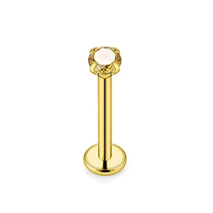 Dettaglio macro del labret dorato 16G con pietra gialla incastonata a 4 griffe su bianco