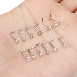 10-teiliges Nasenstecker-Set aus Edelstahl in L-Form mit klaren Zirkonia-Herz-Designs