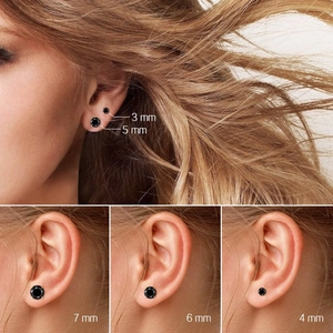 Orecchini a perno in acciaio dorato con zircone nero, misure da 3 mm a 7 mm