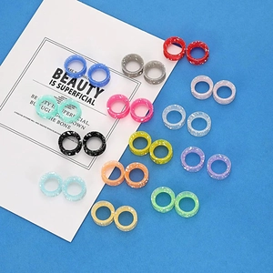 Écarteurs d'oreilles en silicone avec peinture mouchetée colorée en plusieurs teintes