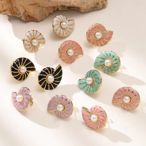 Elegant conch-shaped stainless steel earrings with pearl in multiple color options