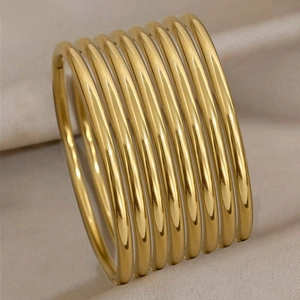 Minimalist Stainless Steel Bangle For Women 18K Gold Plated Round Wire Stackable Bangle Bracelet Plain Circle Jewelry Gift