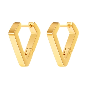 Nahaufnahme der geometrischen V-förmigen goldenen Edelstahl-Ohrringe mit Spiegelglanz-Oberfläche