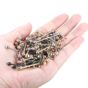Set de 150 piercings comprenant des anneaux de nez, nombril et langue en couleurs variées