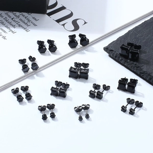 Ensemble de boucles d'oreilles rondes et carrées en zircone noire et acier inoxydable noir