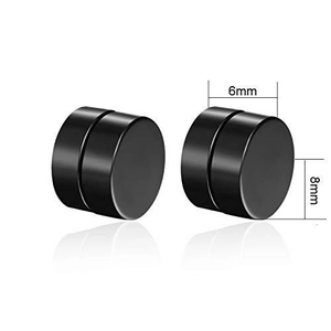 Vue détaillée des boucles d'oreilles magnétiques en acier noir 8mm avec dimensions