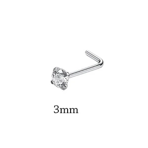 Detailansicht eines L-förmigen silbernen Nasensteckers mit 3mm klarem Zirkonia